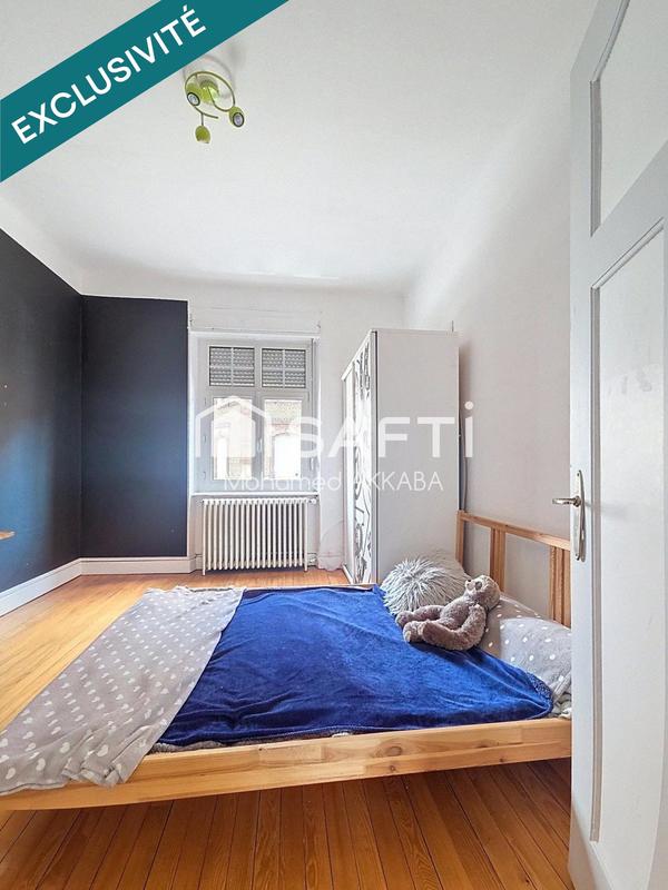 Maison - 310 m² - 12 pièces