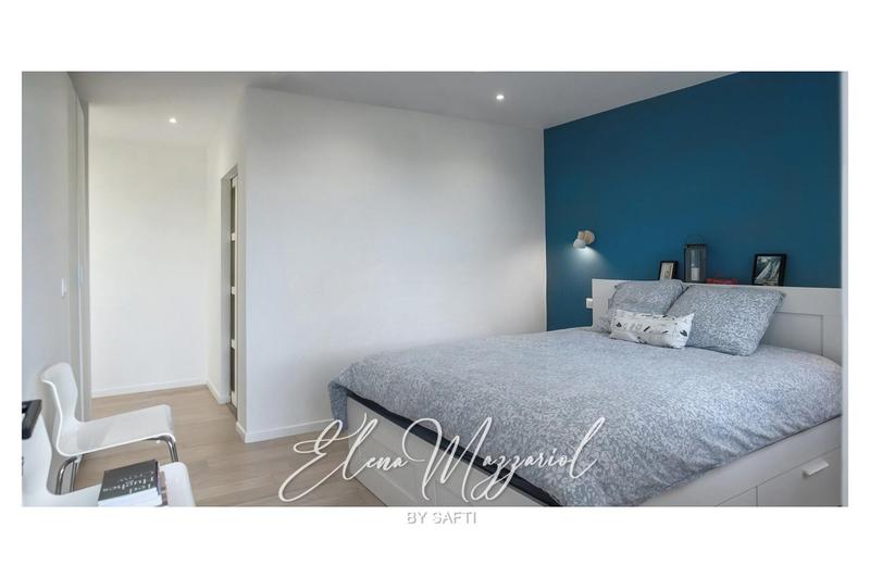 Maison - 207 m² - 9 pièces