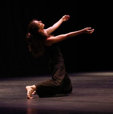 Atelier chorégraphique : Danse femme archétype féminin : la prêtresse