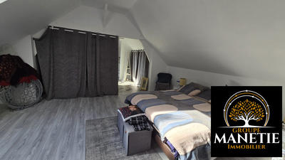 Maison - 225 m² - 9 pièces