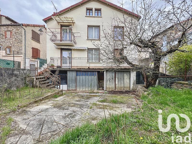 Maison - 186 m² - 10 pièces