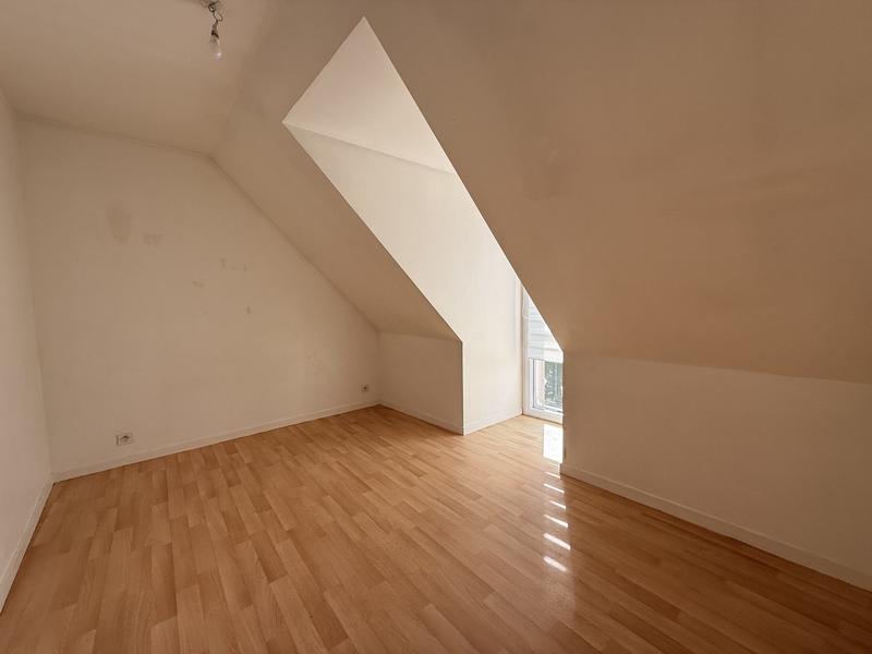 Maison - 97 m² - 5 pièces