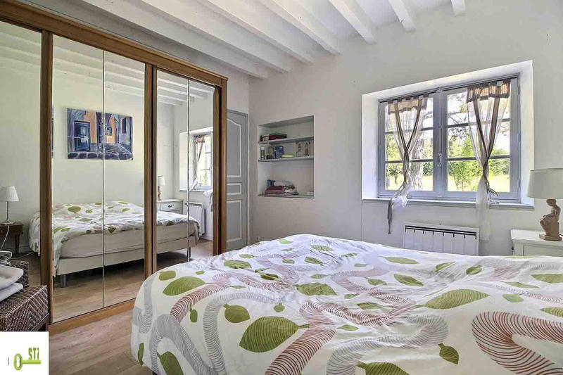 Maison - 166 m² - 7 pièces