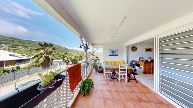 Appartement - 90 m² - 3 pièces