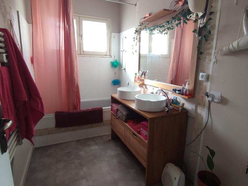 Maison - 92 m² - 4 pièces