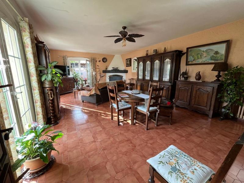 Maison - 157 m² - 5 pièces