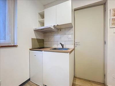 Studio - 15 m² - 1 pièce