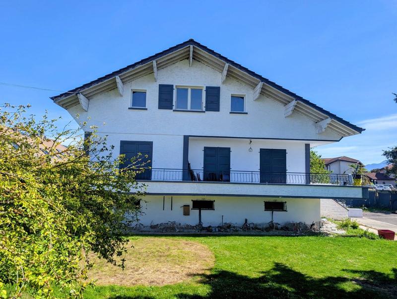 Maison traditionnelle - 145 m² - 7 pièces