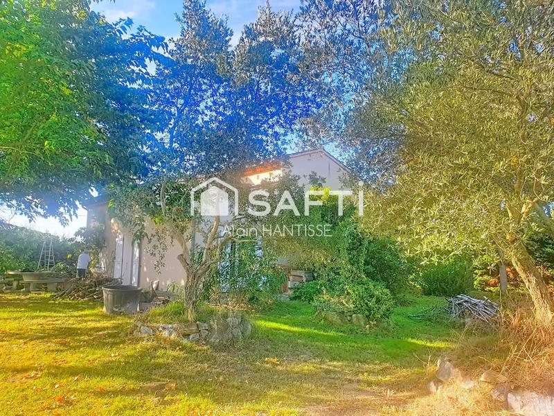 Maison - 175 m² - 6 pièces