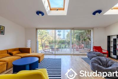 Chambre - 12 m² - 1 pièce