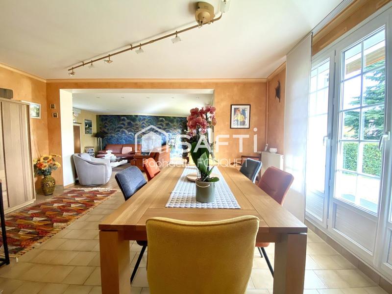 Maison - 145 m² - 5 pièces