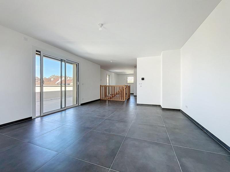 Duplex - 95 m² - 4 pièces