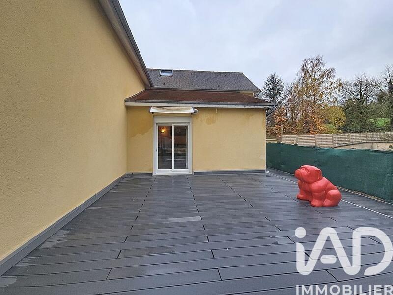 Maison - 222 m² - 5 pièces