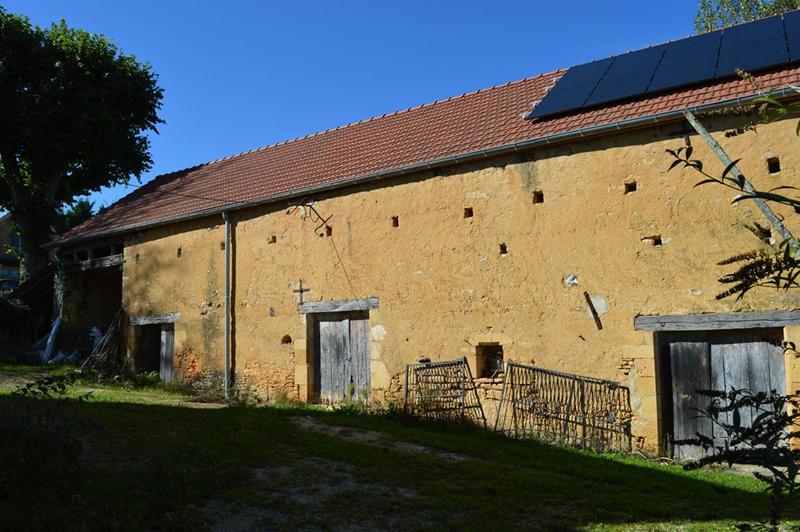 Corps de ferme - 137 m² - 9 pièces