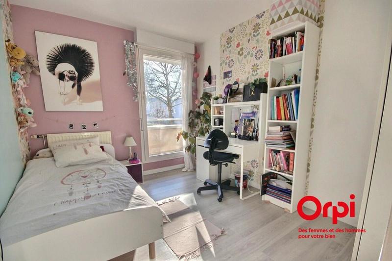 Appartement - 82 m² - 4 pièces