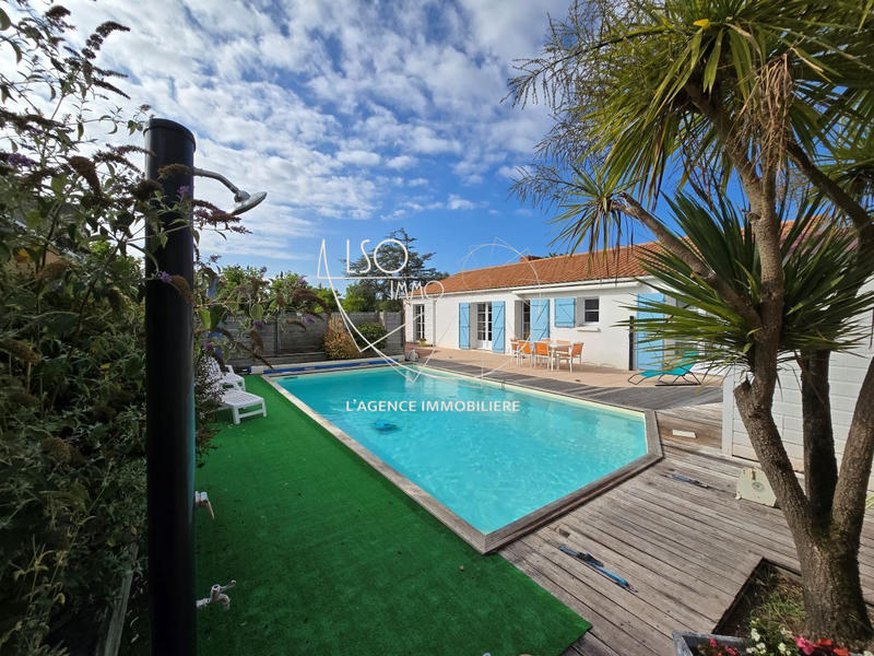 Maison traditionnelle - 105 m² - 4 pièces