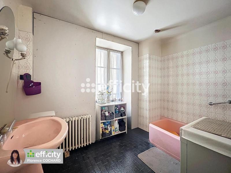 Maison - 408 m² - 13 pièces