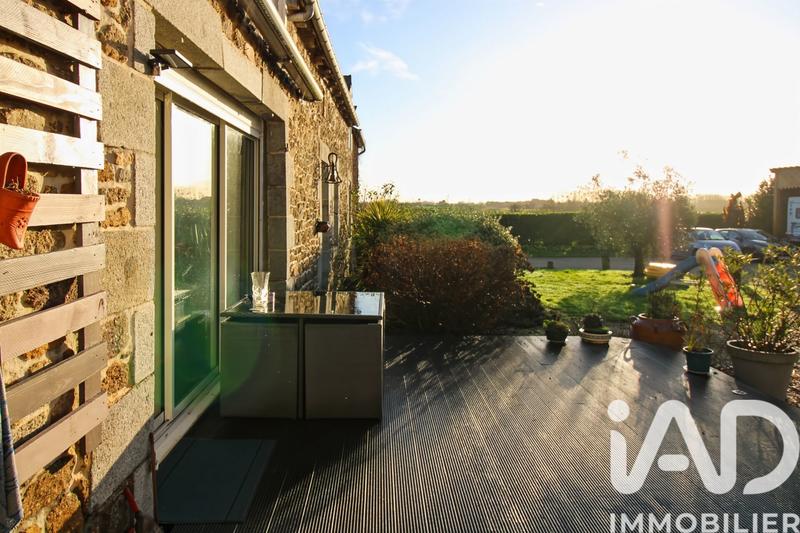 Maison - 177 m² - 8 pièces