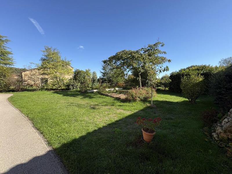 Maison en pierre - 203 m² - 7 pièces