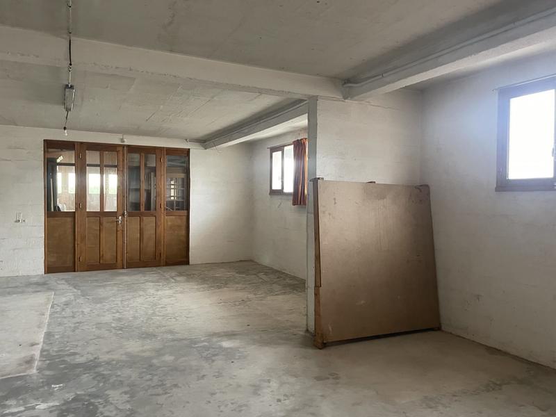 Local d'activités - 163 m²