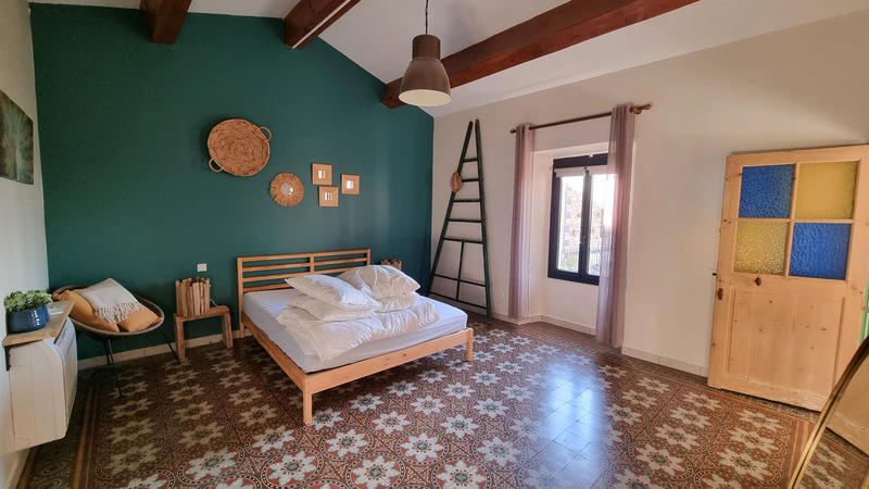 Mas - 293 m² - 11 pièces