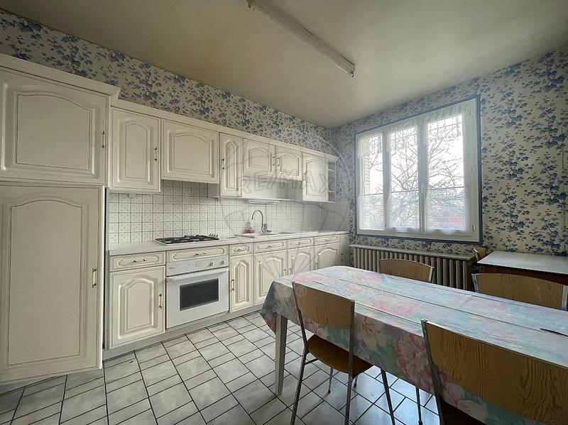 Maison - 89 m² - 5 pièces