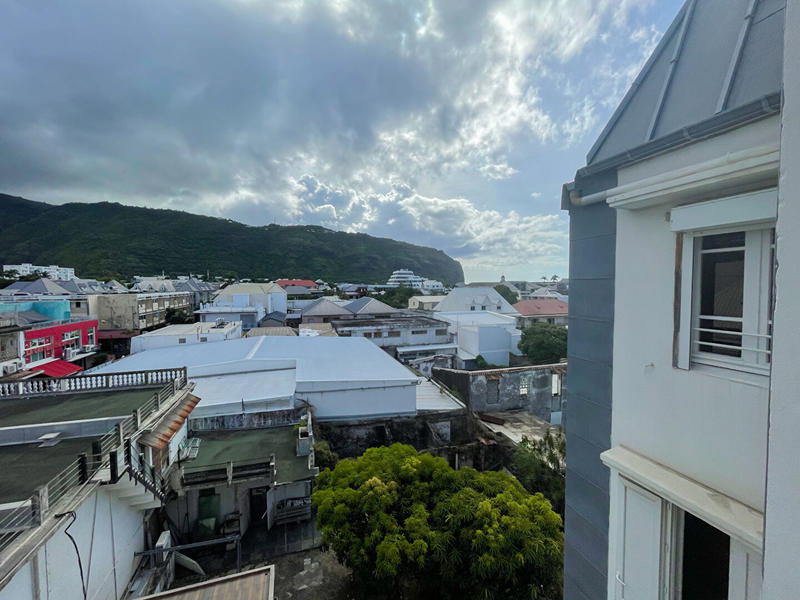 Appartement - 93 m² - 4 pièces