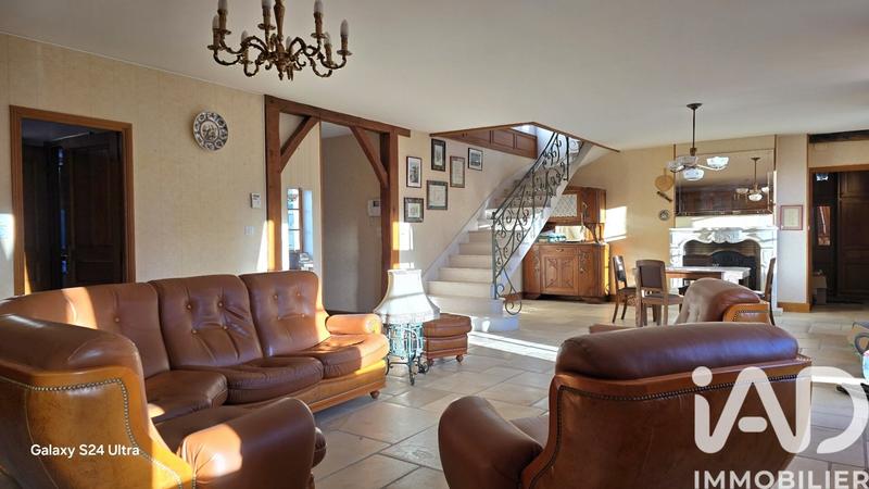 Maison de ville - 221 m² - 8 pièces