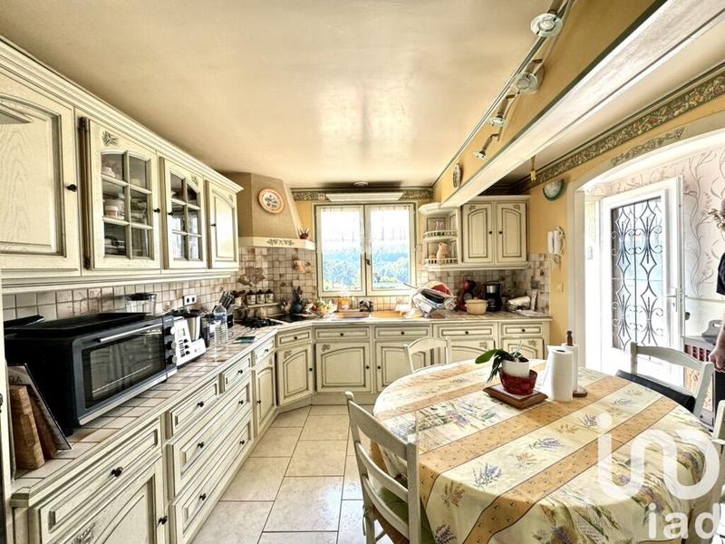 Maison - 200 m² - 6 pièces