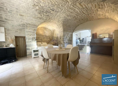 Maison - 144 m² - 4 pièces