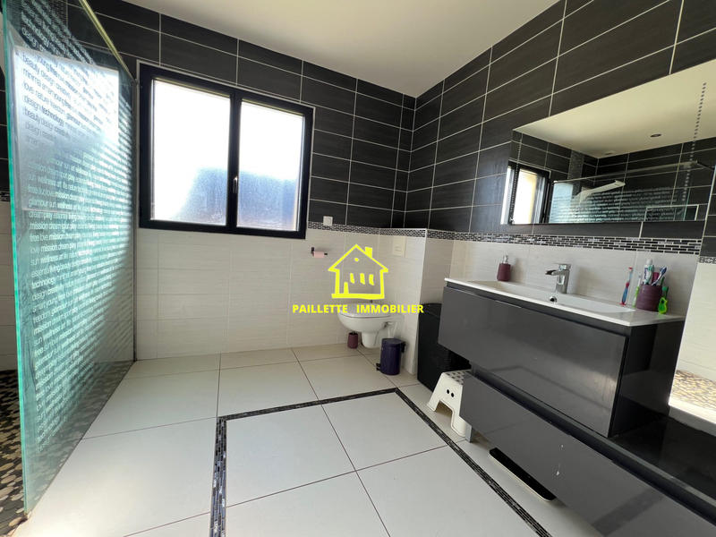 Maison contemporaine - 140 m² - 5 pièces