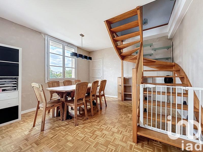 Duplex - 111 m² - 4 pièces