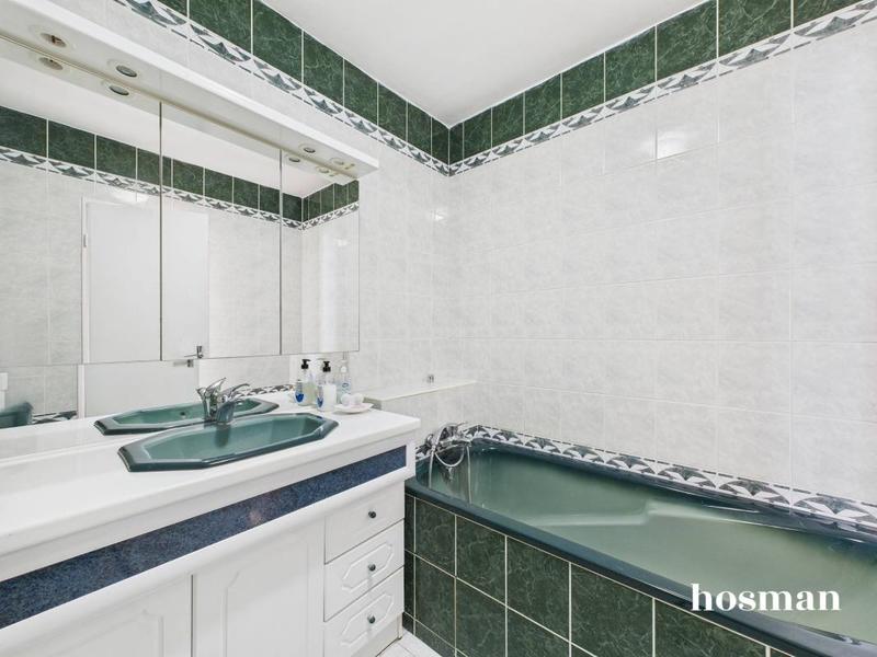 Appartement - 104 m² - 4 pièces