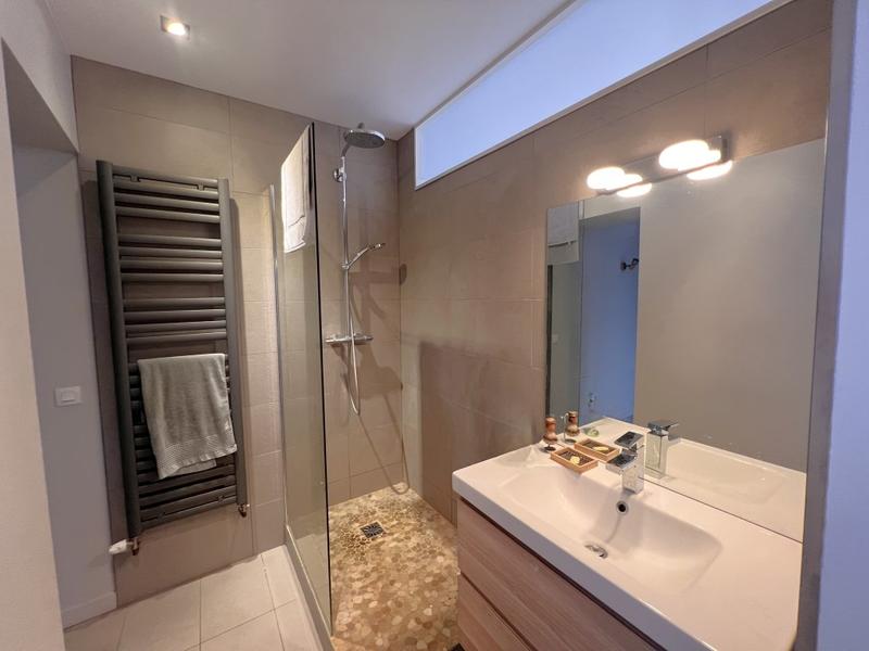 Appartement - 76 m² - 3 pièces