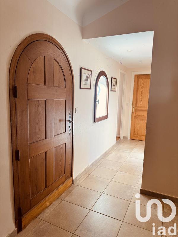 Maison - 290 m² - 12 pièces