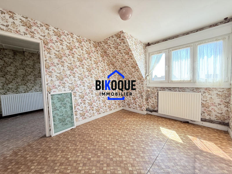 Maison - 87 m² - 5 pièces