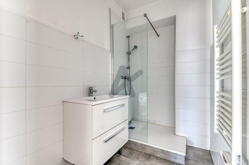 Appartement - 176 m² - 5 pièces