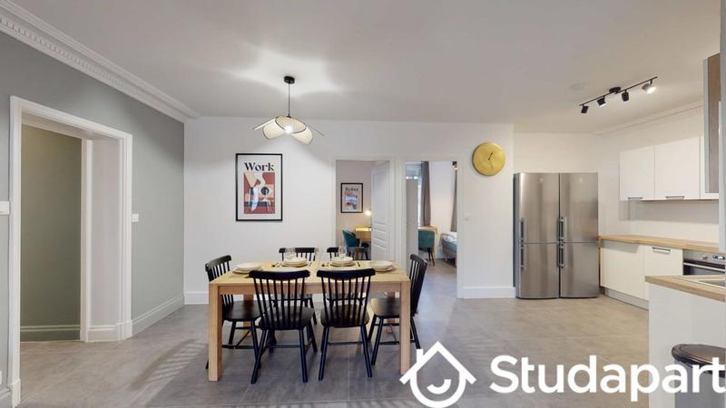 Chambre - 10 m² - 1 pièce