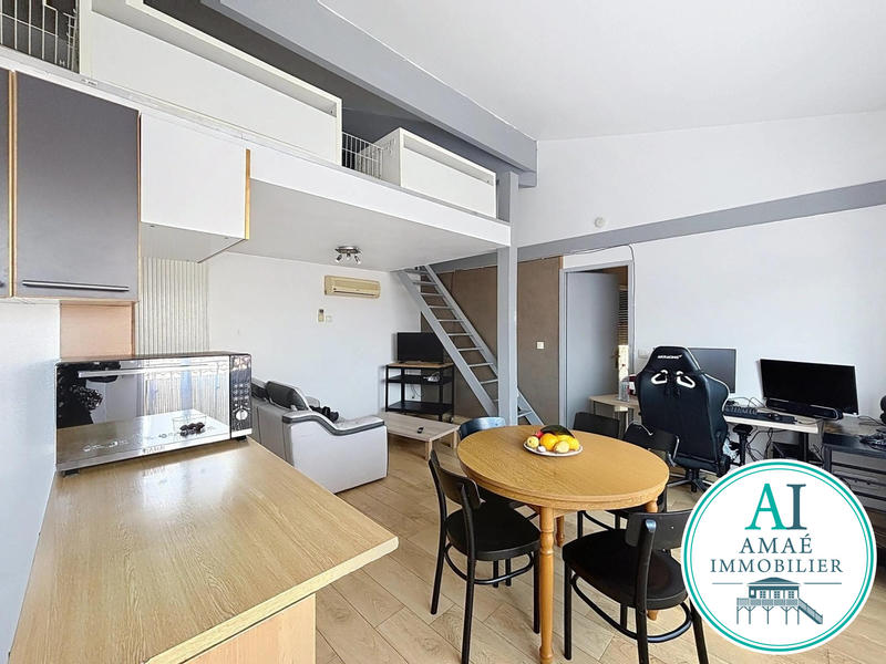 Maison - 339 m² - 30 pièces