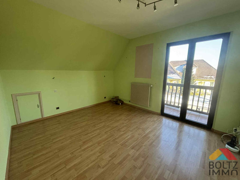 Maison - 121 m² - 5 pièces