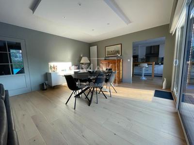 Maison d'architecte - 165 m² - 6 pièces