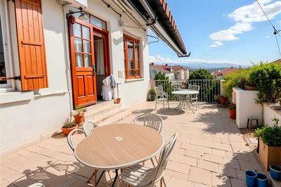 Maison - 190 m² - 5 pièces