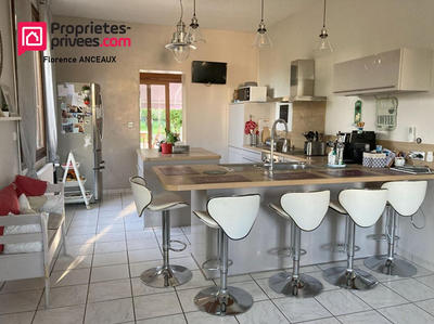 Maison - 140 m² - 6 pièces