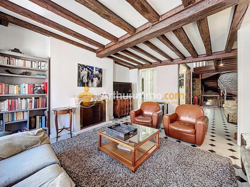 Appartement - 185 m² - 4 pièces