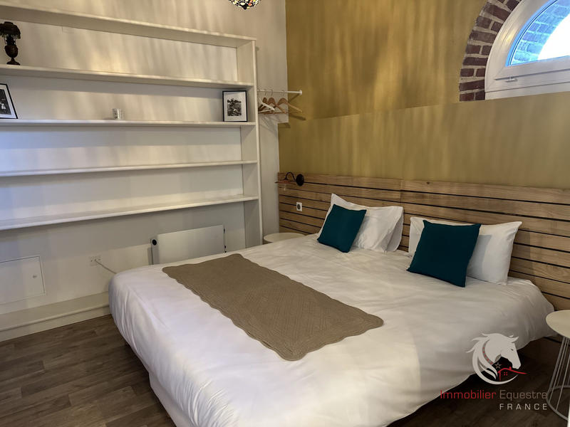 Maison - 530 m² - 21 pièces