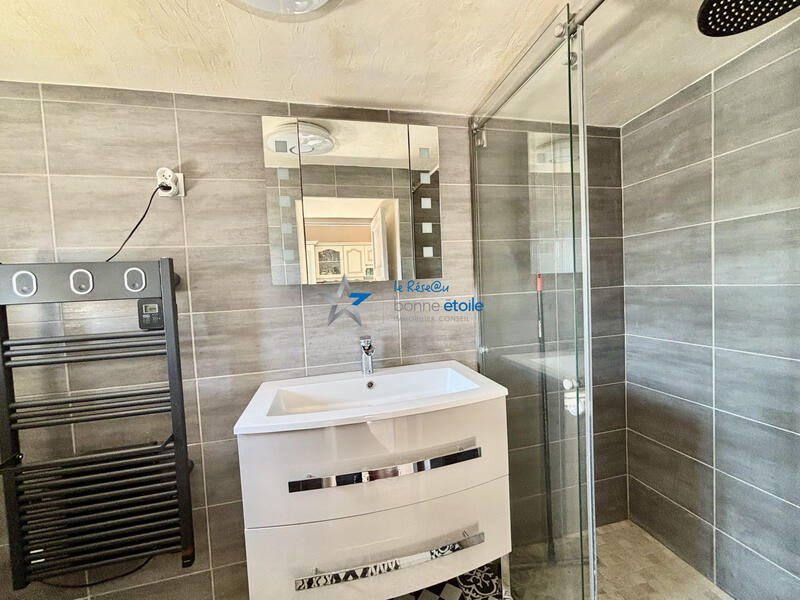 Maison - 137 m² - 5 pièces