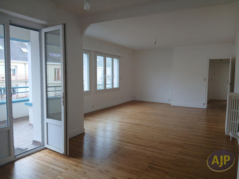 Appartement - 102 m² - 4 pièces