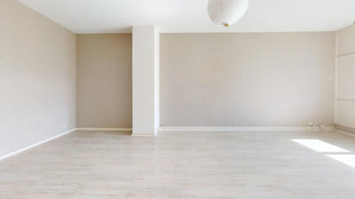 Appartement - 83 m² - 2 pièces