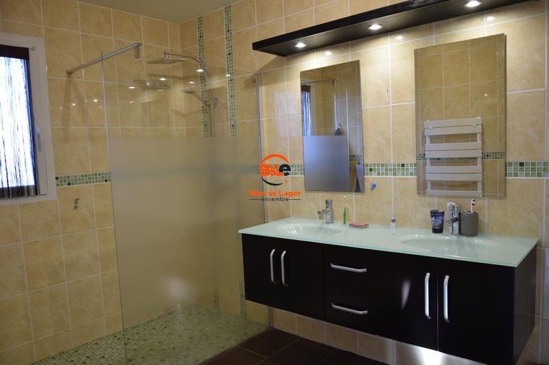 Maison contemporaine - 165 m² - 5 pièces