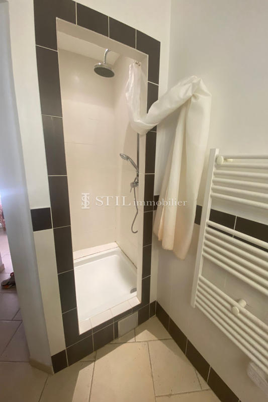 Appartement - 80 m² - 3 pièces